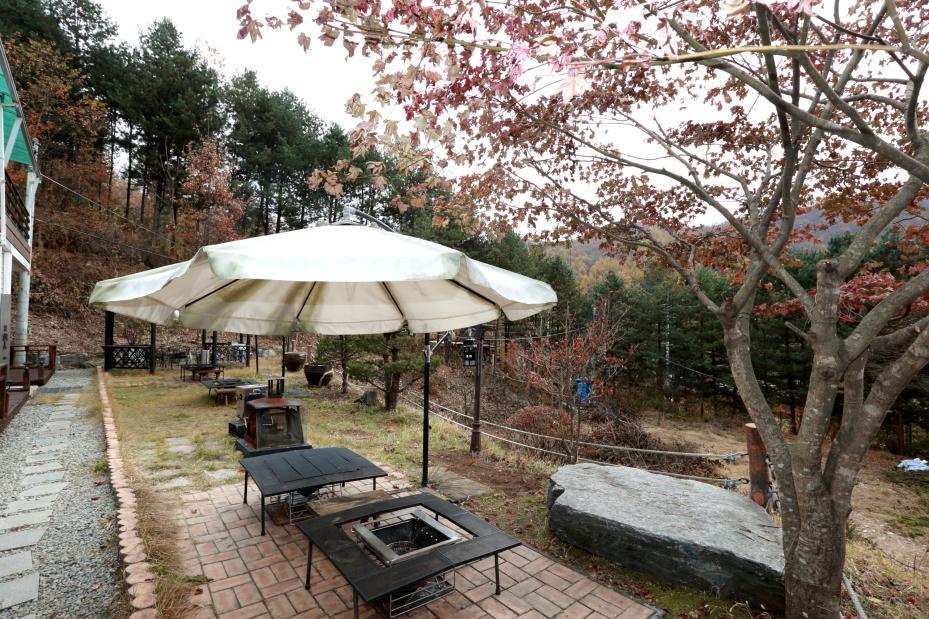 Pinearoma Pension Hongcheon Exteriér fotografie